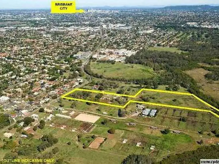 24 Weyers Road, Nudgee QLD 4014