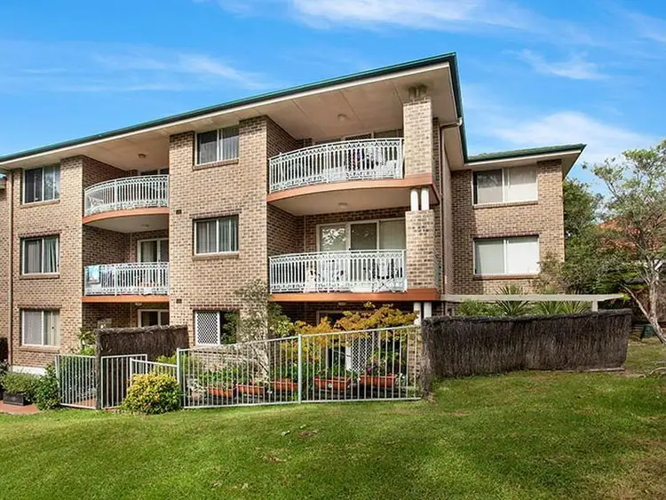 1/68-72 Auburn Street, Sutherland NSW 2232