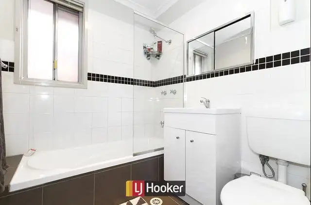 Seventh view of Homely townhouse listing, 4/8 Killard Street, Queanbeyan NSW 2620