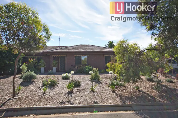 17 Manya Crescent, Craigmore SA 5114