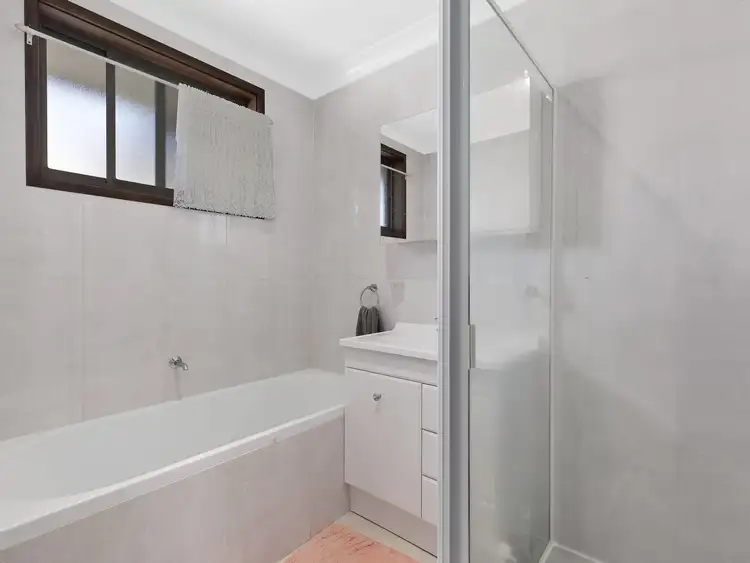 Fourth view of Homely semi-detached listing, 1/21 Torres Street, Killarney Vale NSW 2261