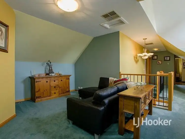 Fifth view of Homely house listing, 28 Lakeside Drive, Sanctuary Lakes VIC 3030