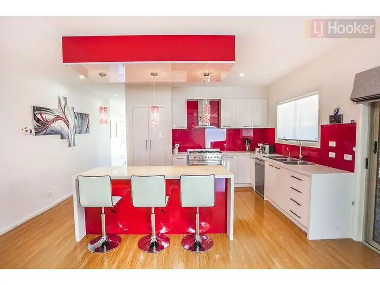 Fifth view of Homely house listing, 8 Powell Street, Craigieburn VIC 3064