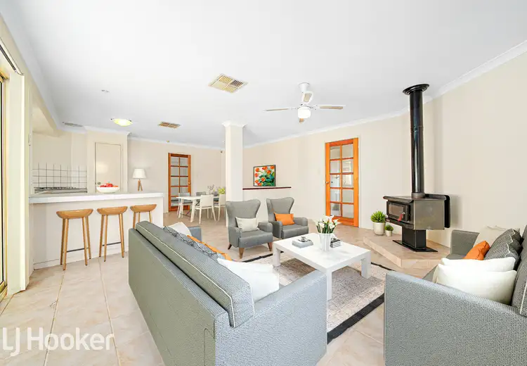 5 Dempsey Place, Kenwick WA 6107