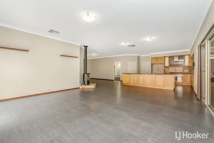 Sixth view of Homely house listing, 2 Santalum Retreat, Canning Vale WA 6155