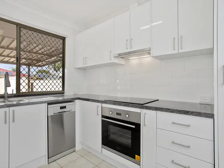 Fifth view of Homely semi-detached listing, 16a Labyrinth Way, South Lake WA 6164