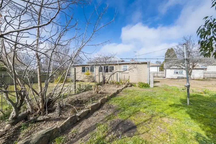 Fourth view of Homely house listing, 7 McIntosh Street, Queanbeyan NSW 2620