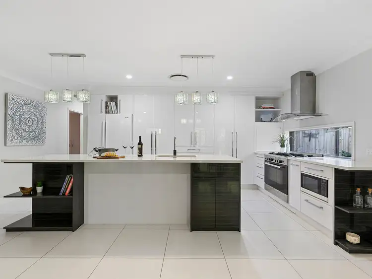 4 Bottletree Crescent, Mount Cotton QLD 4165