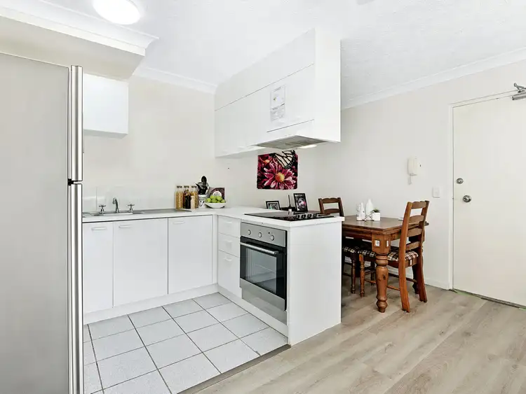 Seventh view of Homely unit listing, 11/33-35 Cypress Avenue, Surfers Paradise QLD 4217