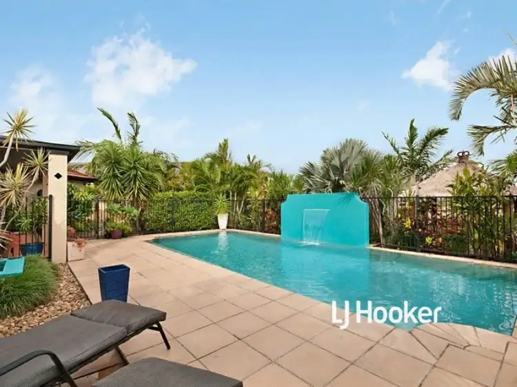 Second view of Homely house listing, 8 Farrington Drive, Murrumba Downs QLD 4503
