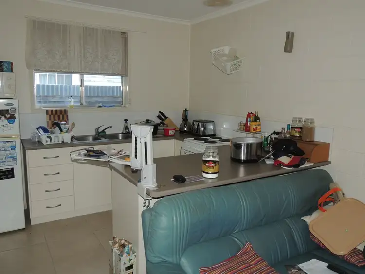 Fifth view of Homely unit listing, Unit 1 - 7/130 Thurla Street, Swan Hill VIC 3585