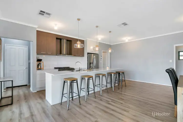 Second view of Homely house listing, 16 Knightley Circuit, Freeling SA 5372
