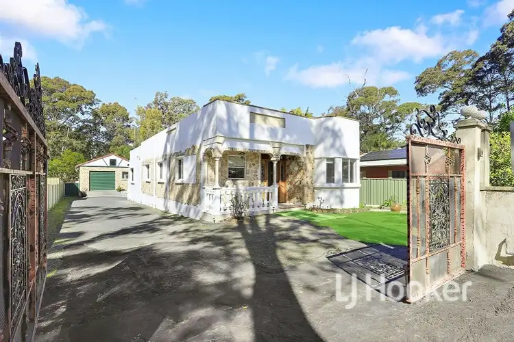 6 McGowen Street, Old Erowal Bay NSW 2540