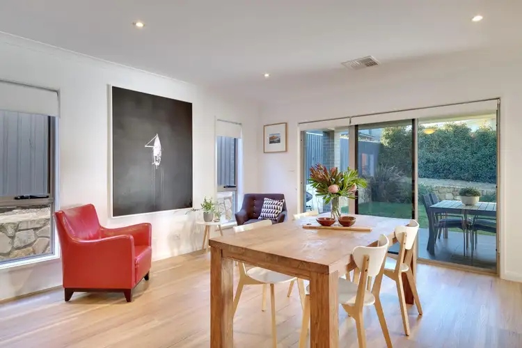 18 Keith Waller Rise, Casey ACT 2913