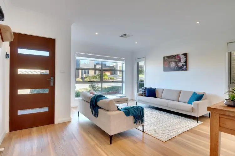 Sixth view of Homely house listing, 18 Keith Waller Rise, Casey ACT 2913