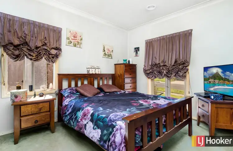 Sixth view of Homely house listing, 25 Roulston Way, Wallan VIC 3756