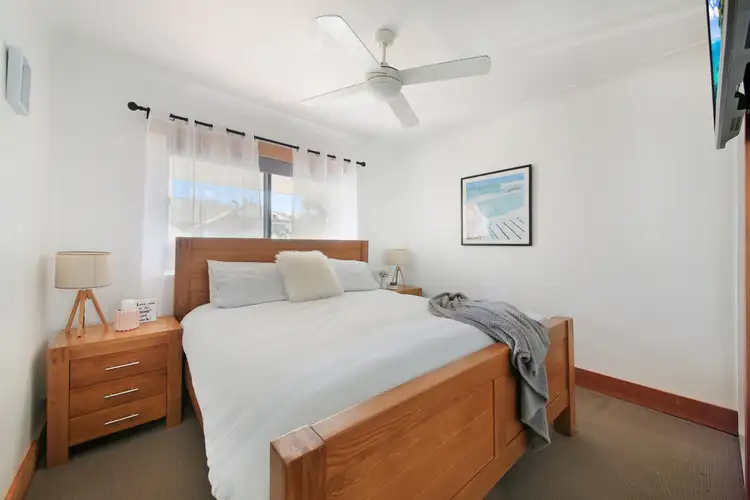 Sixth view of Homely unit listing, 4/196 Hedges Avenue, Mermaid Beach QLD 4218
