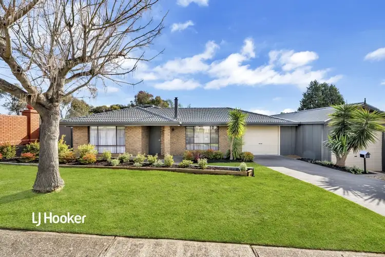 2 Mariners Drive, Surrey Downs SA 5126
