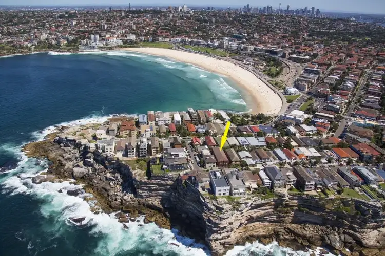 2/181 Hastings Parade, North Bondi NSW 2026