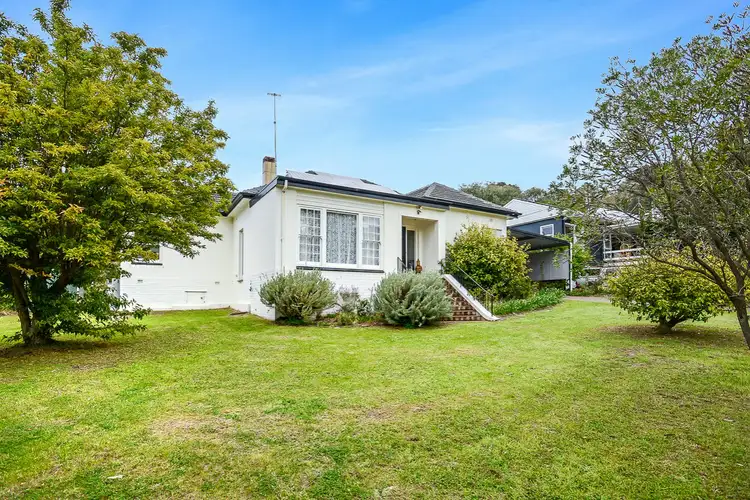 7 Gum Avenue, Victor Harbor SA 5211