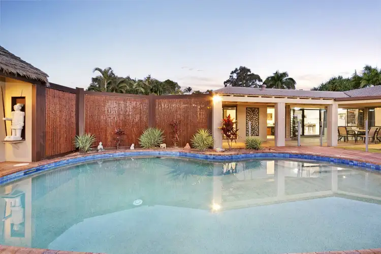 6 Longueville Court, Robina QLD 4226
