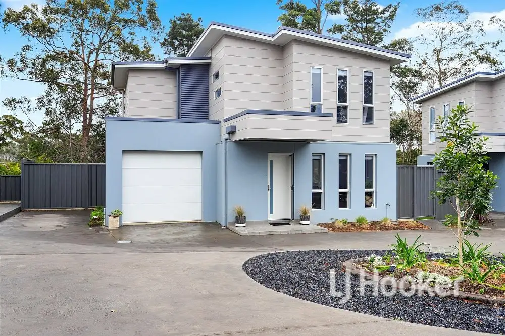 Main view of Homely villa listing, 4/41 Paradise Beach Road, Sanctuary Point NSW 2540