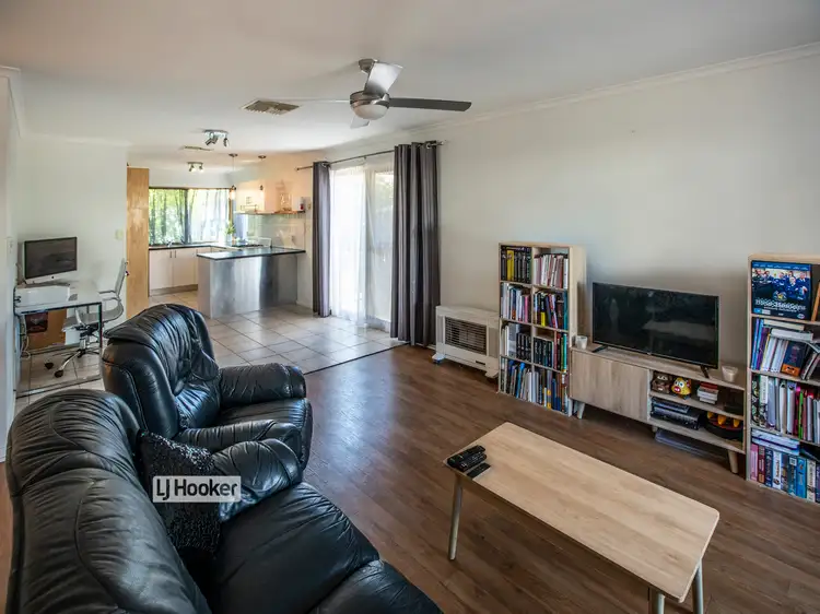 Second view of Homely unit listing, 5/4 Caterpillar Court, Desert Springs NT 870