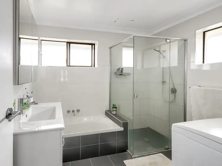 Sixth view of Homely unit listing, 4/43 Devoy Street, Ashgrove QLD 4060