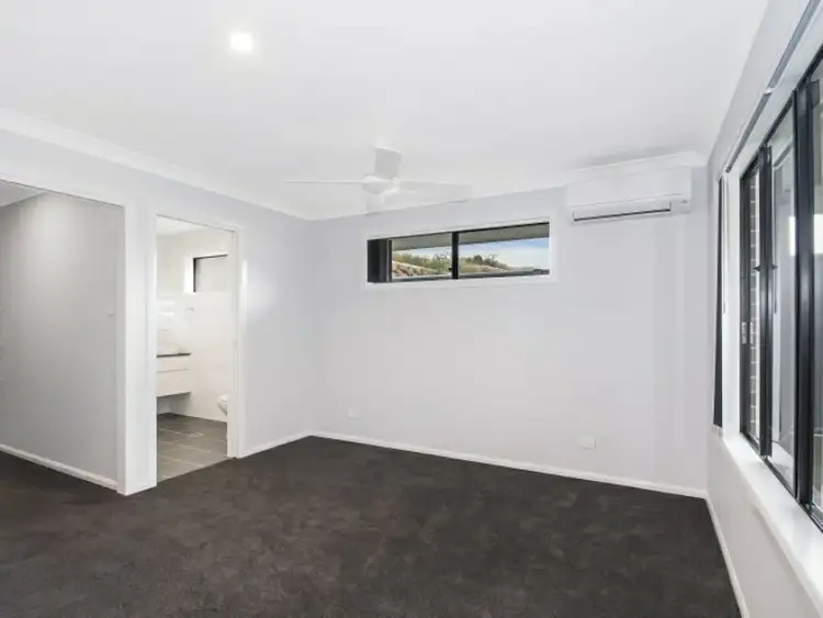 Fifth view of Homely semi-detached listing, 2/5 Farrelly Avenue, Cumbalum NSW 2478