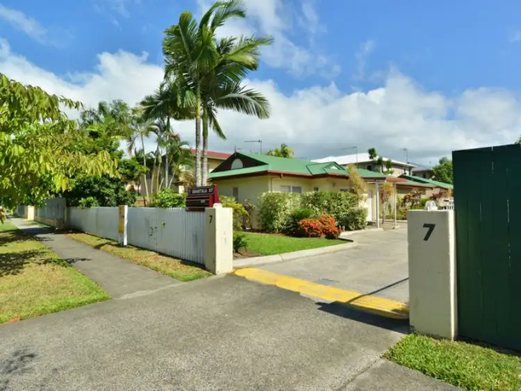 8/7a Grantala Street, Manoora QLD 4870