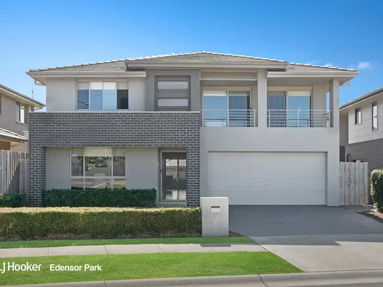 17 Kimberley Drive, Edmondson Park NSW 2174