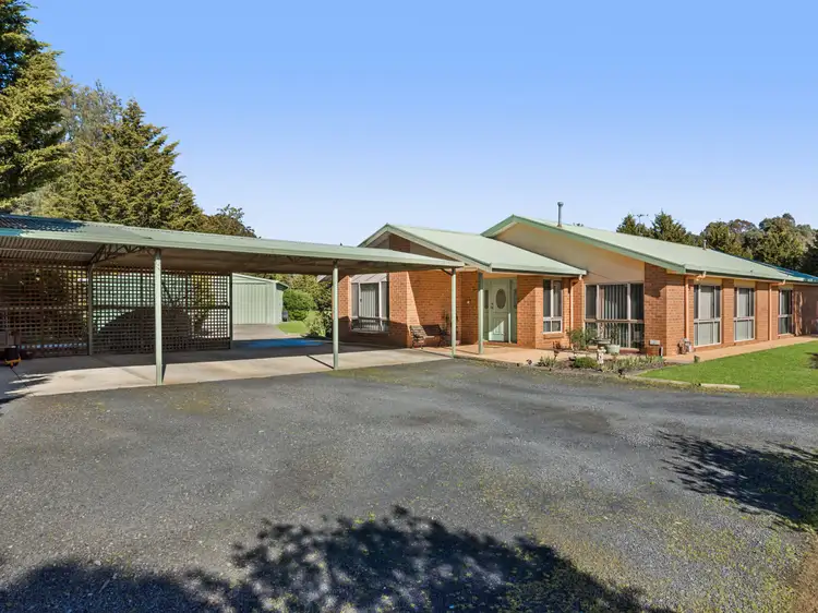 6 Kearns Close, Broadford VIC 3658