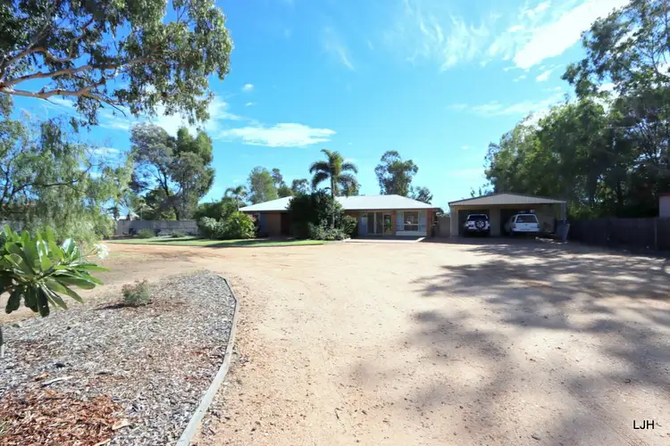 3 Edgewood Drive, Emerald QLD 4720
