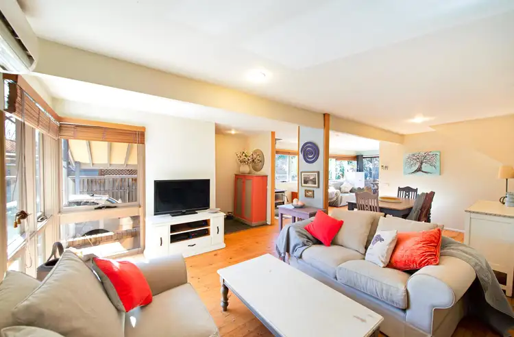 Fifth view of Homely house listing, 11 Bulloo Place, Kaleen ACT 2617