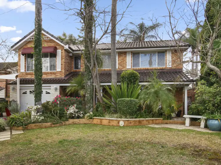 5 Cuthbert Place, Menai NSW 2234