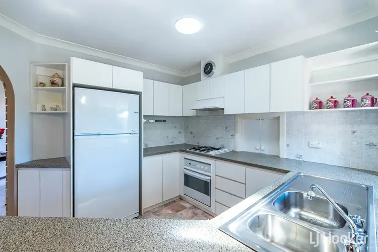Fifth view of Homely villa listing, 9/9 Heron Place, Maddington WA 6109