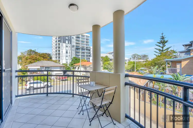 218/392 Marine Parade, Labrador QLD 4215