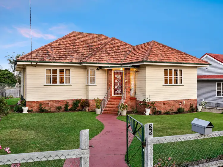 25 Parkdale Street, Kedron QLD 4031