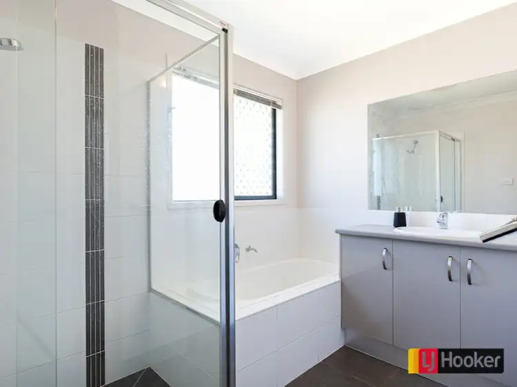 Fourth view of Homely house listing, 2 McKinlay Place, Westdale NSW 2340