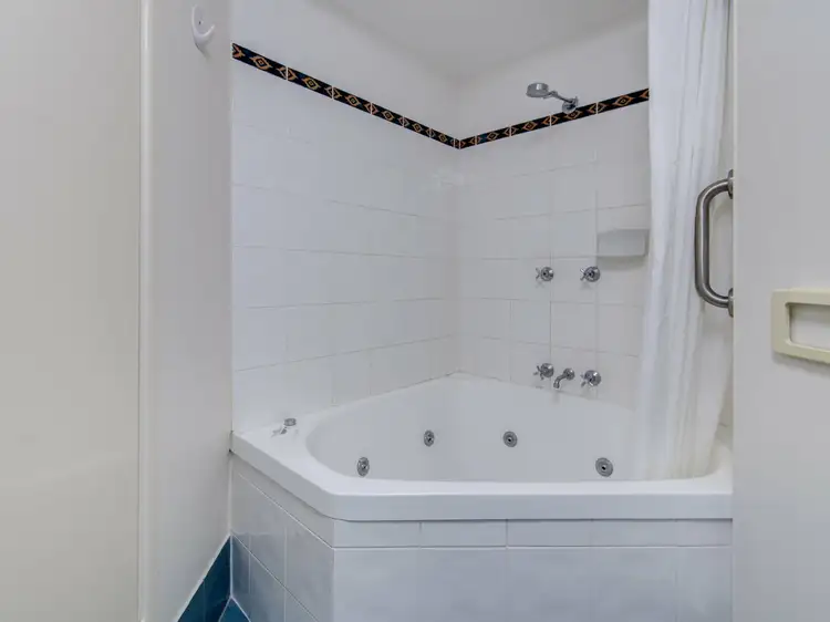 Sixth view of Homely unit listing, Unit 4/14-16 River Esplanade, Mooloolaba QLD 4557