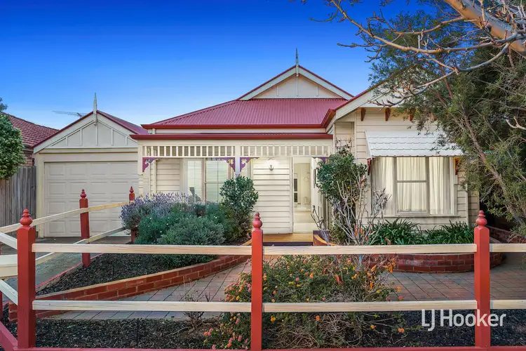 54 Foxwood Drive, Point Cook VIC 3030