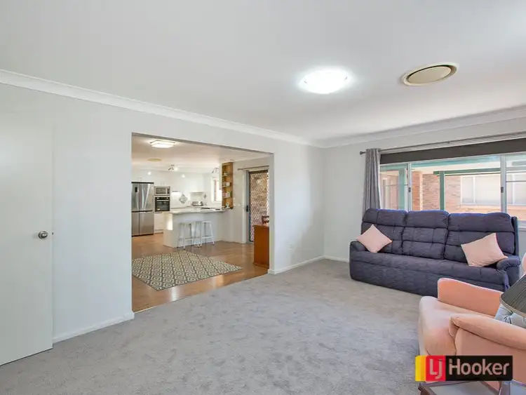 Sixth view of Homely house listing, 11 Scarborough Close, North Tamworth NSW 2340