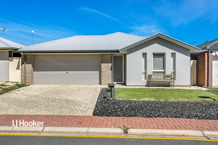 Second view of Homely house listing, 11 The Circuit, Smithfield SA 5114