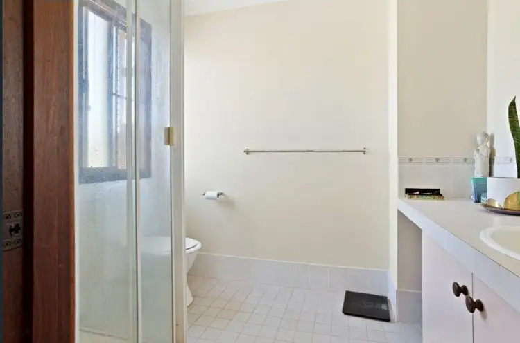 Sixth view of Homely house listing, 2 Leslie Loop, Baynton WA 6714