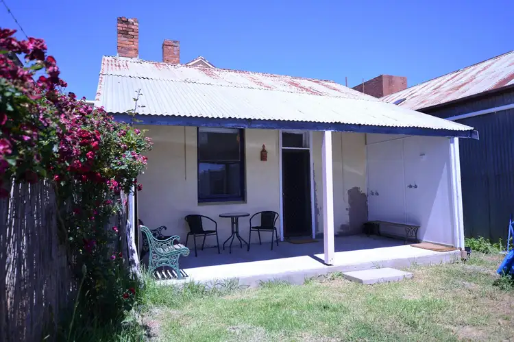 34 Templar Street, Forbes NSW 2871