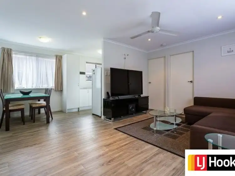 Sixth view of Homely unit listing, Unit 8/20 Cotswold Street, Mount Warren Park QLD 4207
