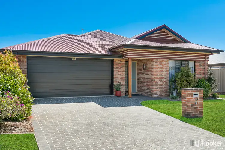 13 Noah Court, Redland Bay QLD 4165