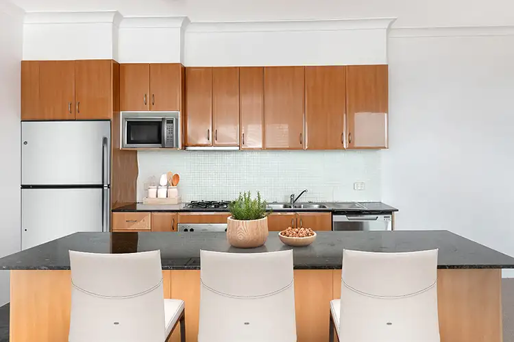 Third view of Homely apartment listing, 22/1-5 The Crescent, Dee Why NSW 2099