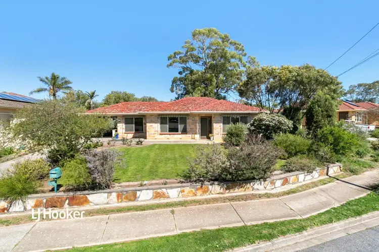 19 Far View Crescent, Ridgehaven SA 5097