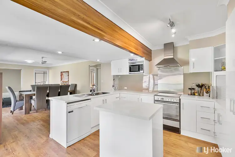 Second view of Homely house listing, 10 Commodore Court, Cleveland QLD 4163